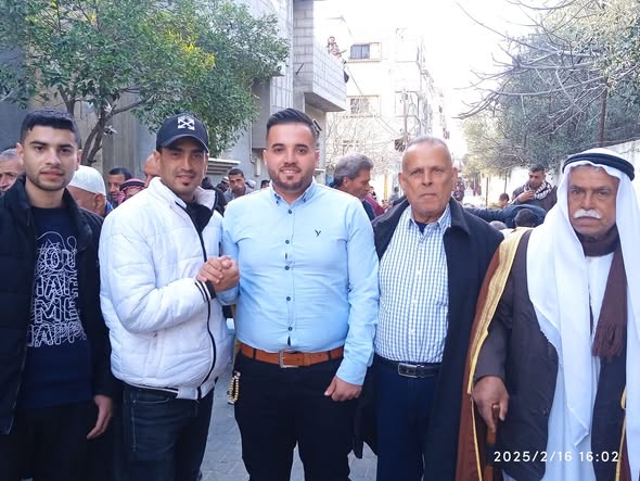 قراءة الفاتحة لابن العائلة العريس محمود محمد الشواف علي كريمة السيد ماهر محمد ابو إسماعيل