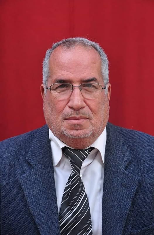 الأستاذ إسماعيل الشواف